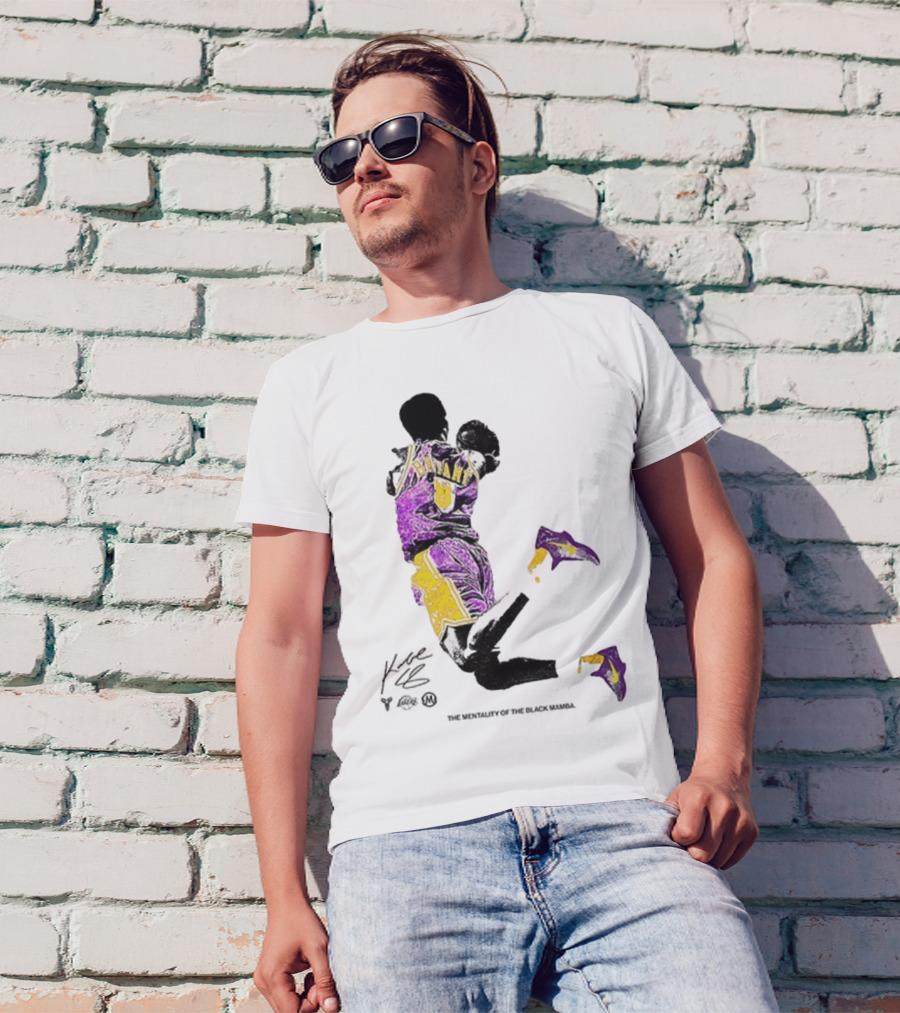 Los Angeles Lakers Kobe Bryant Black Mamba Mentality Purple Gold Signature 8 T-Shirt