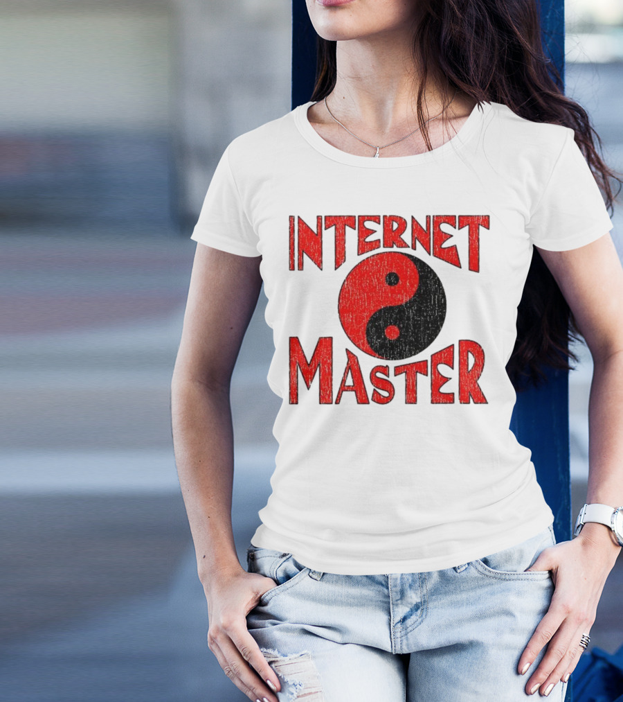 Internet Master Yin Yang Symbol Retro Design T-Shirt