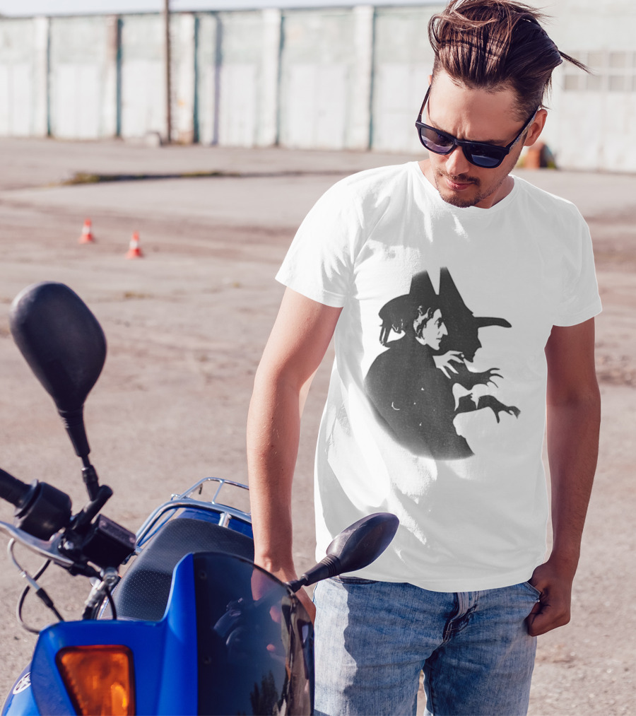 Wicked Witch Of The West Silhouette Halloween Oz Wizard T-Shirt