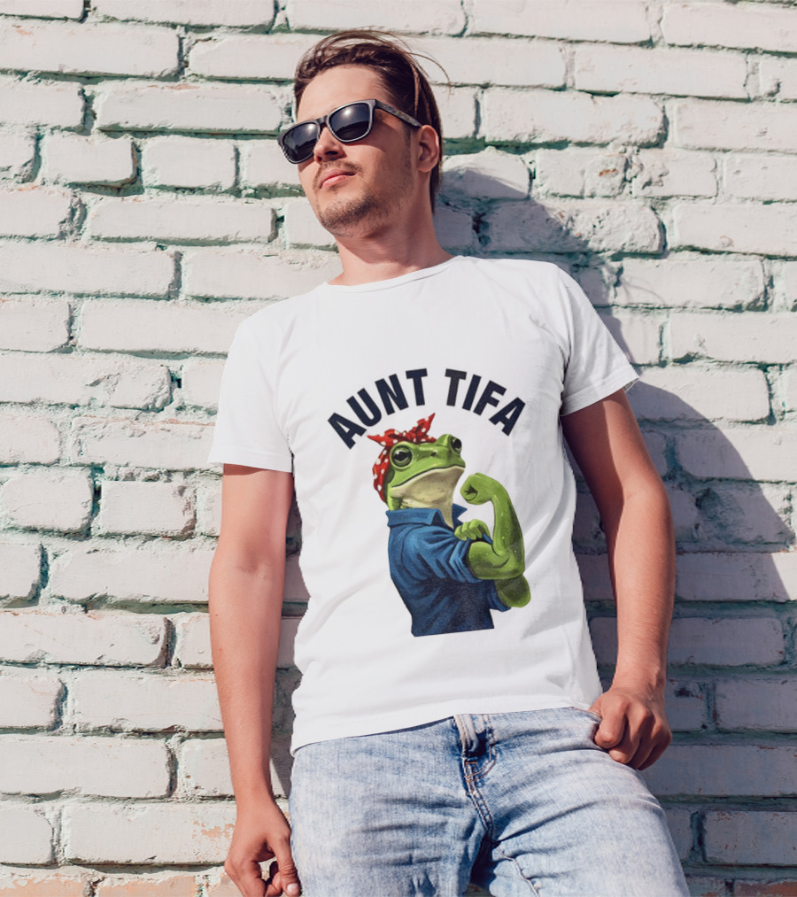 Aunt Tifa Rosie The Riveter Frog Meme Resist T-Shirt