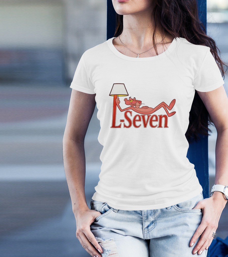 L-Seven Pink Panther Relaxing With Lamp Icon T-Shirt