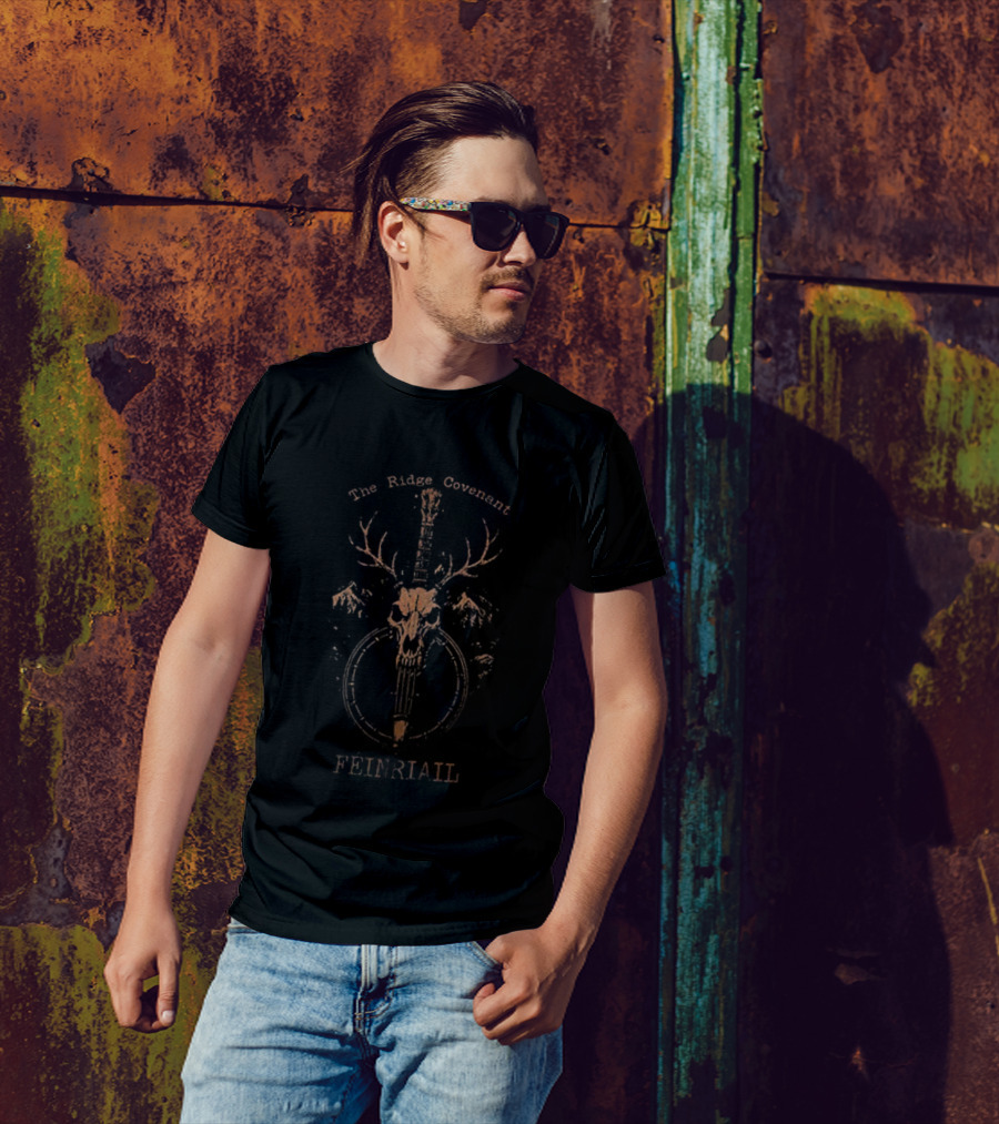 Ridge Covenant Feinriail Resistance Skull Buck Antlers Dagger Art T-Shirt