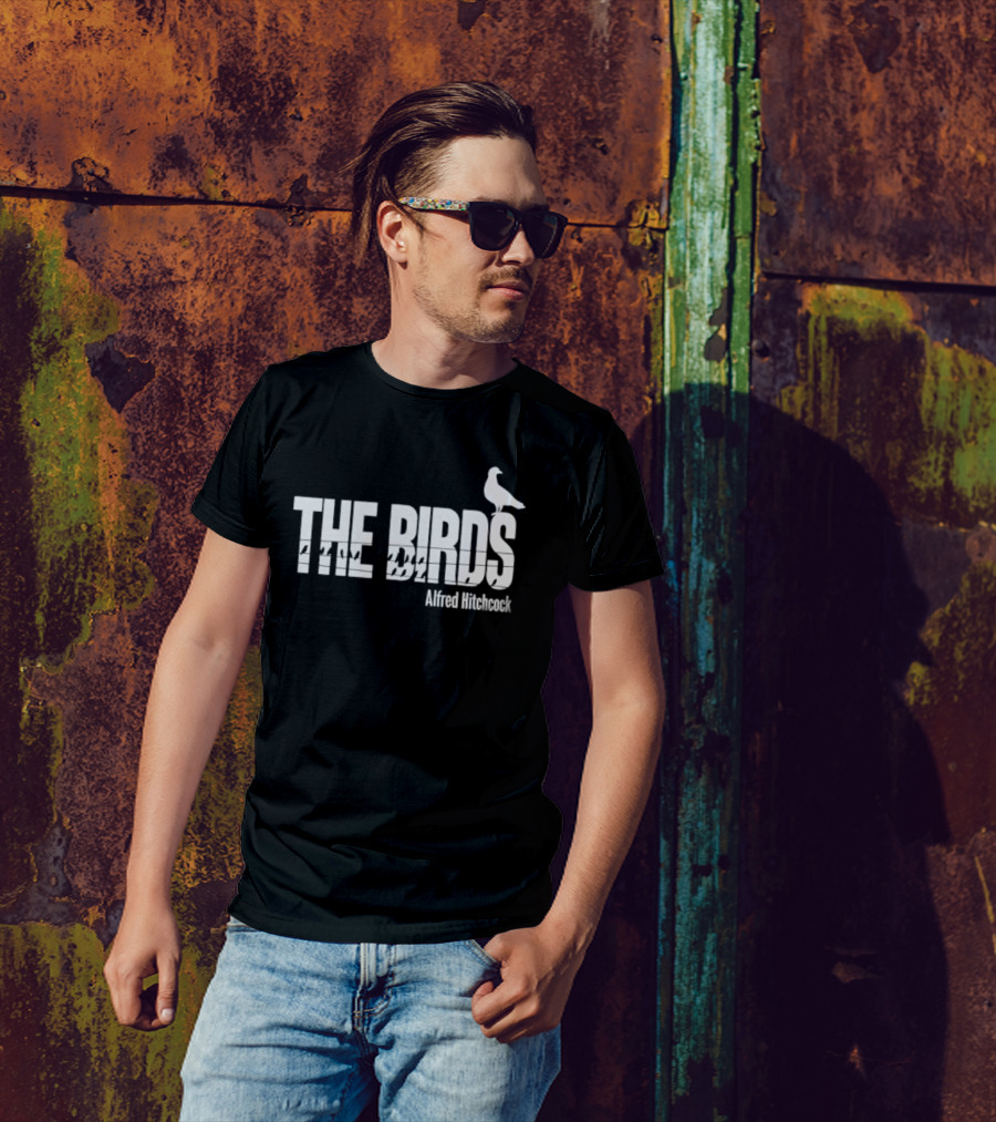THE BIRDS Alfred Hitchcock Bird Silhouette T-Shirt