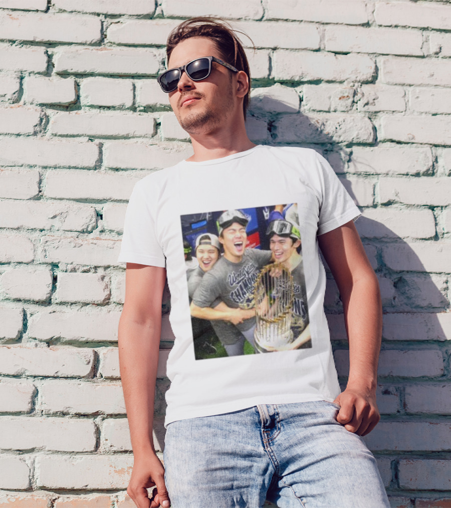 Los Angeles Dodgers World Series Champions 2025 Celebration Moment T-Shirt