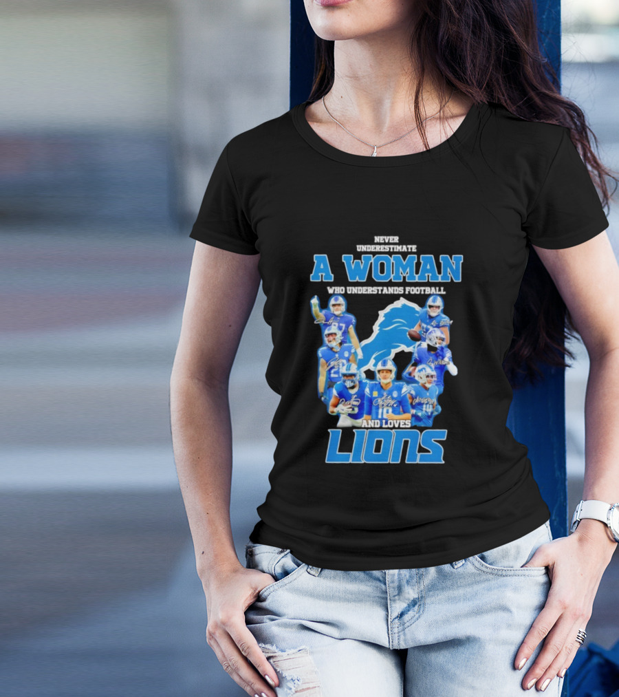 A Woman Who Understands Football And Loves Lions Players T-Shirt