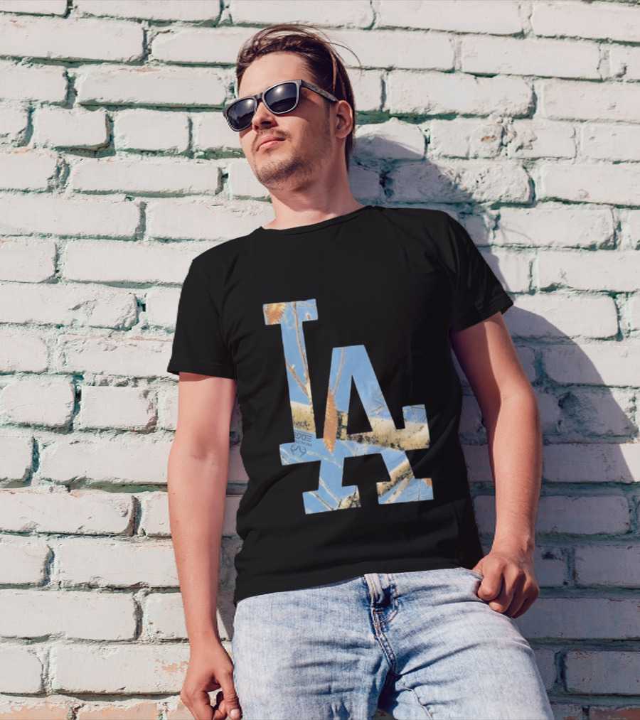Los Angeles Dodgers LA Realtree Edge Camouflage T-Shirt