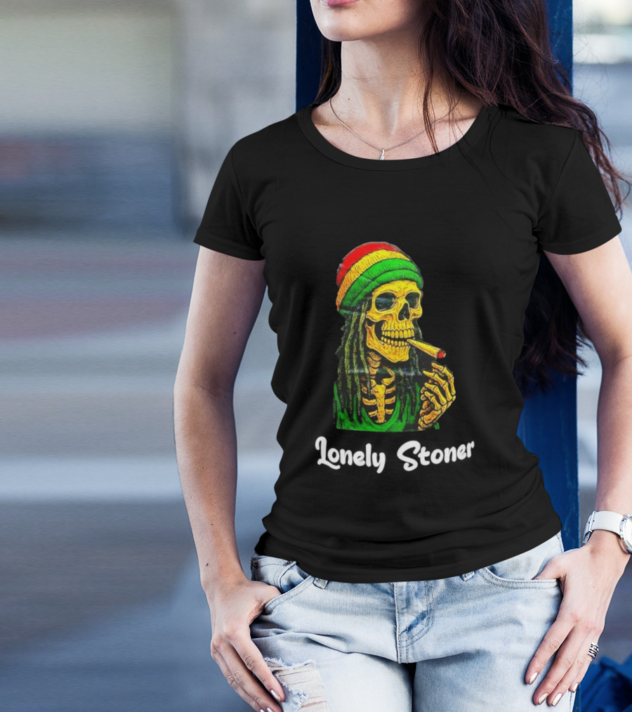 Lonely Stoner Dreadlocked Skull Smoking Rasta Colors T-Shirt