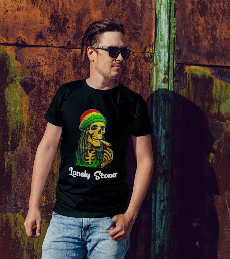 Lonely Stoner Dreadlocked Skull Smoking Rasta Colors T-Shirt
