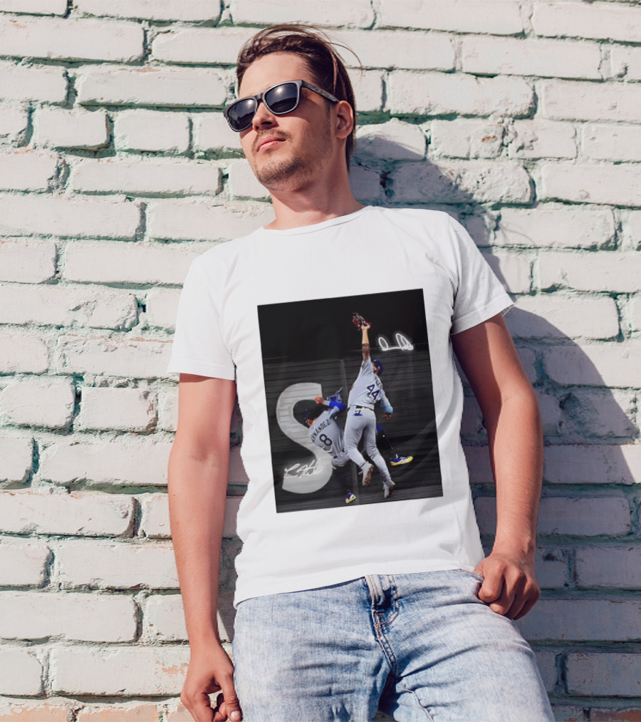 World Series Game 7 Hernández 8 Pages 44 Signatures T-Shirt