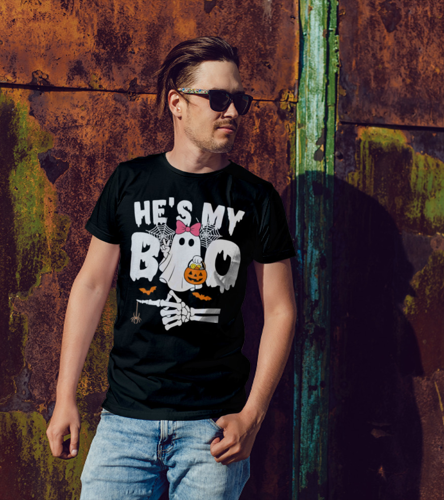 He’s My Boo Pink Bow Ghost With Pumpkin Candy Basket And Skeleton Hand Halloween T-Shirt
