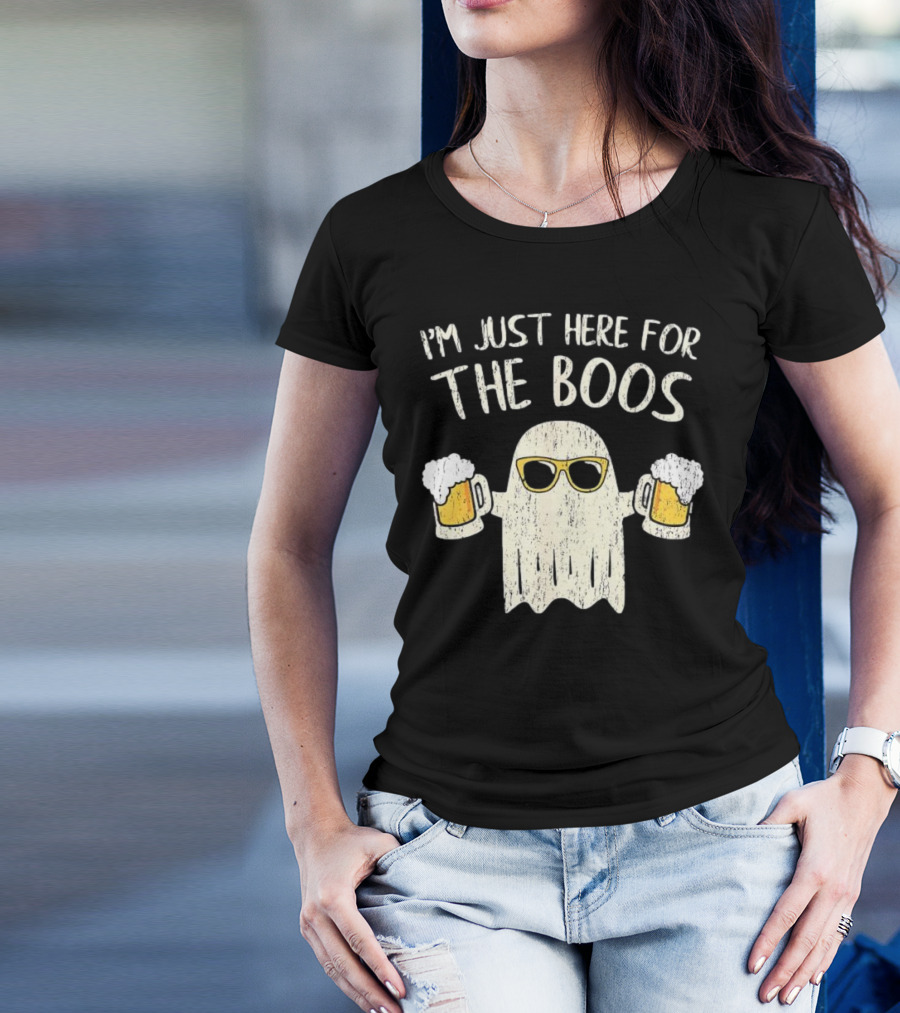 I'm Just Here For The Boos Funny Ghost Sunglasses Beer S T-Shirt