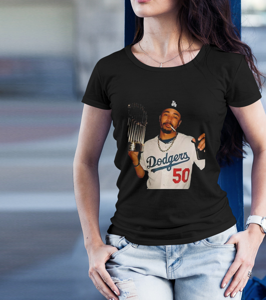 Mookie Betts Dodgers 2025 World Series Champions Celebration Smoking Topps T-Shirt