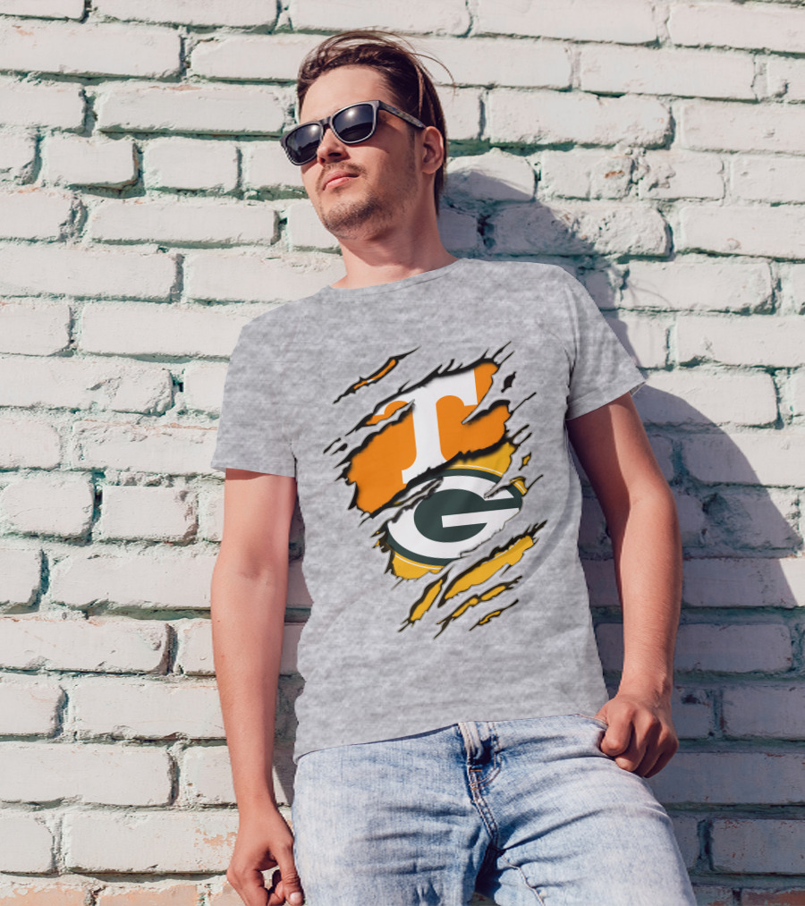 Tennessee Vols And Green Bay Packers Torn Logo Fusion T-Shirt