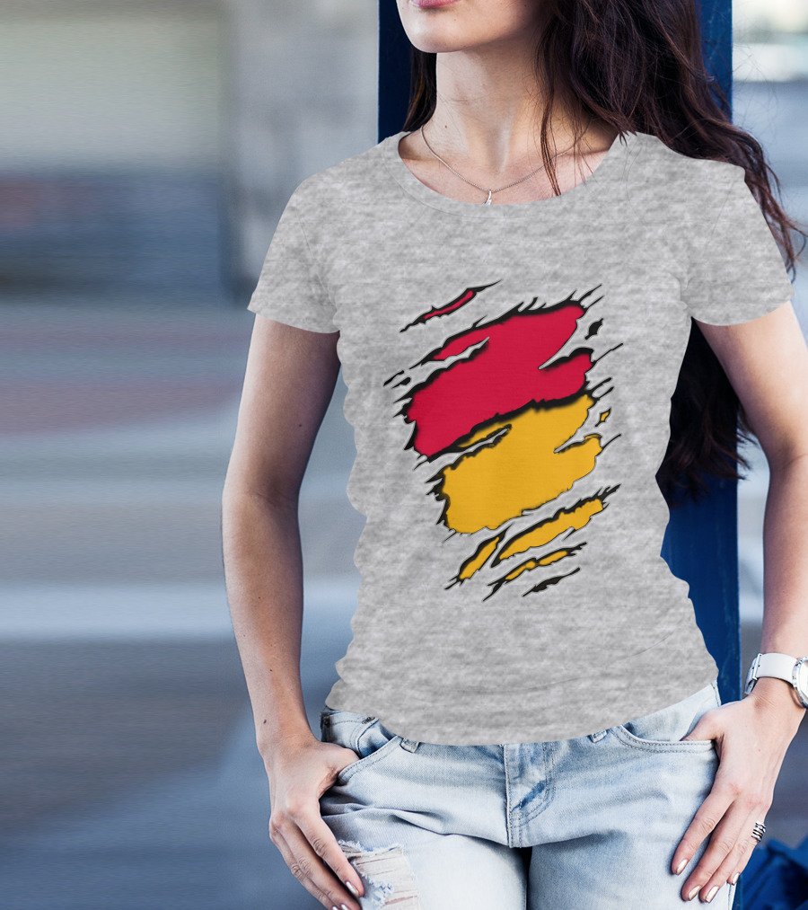 Pac Bra Claw Marks Design Red Yellow Scratch Marks T-Shirt