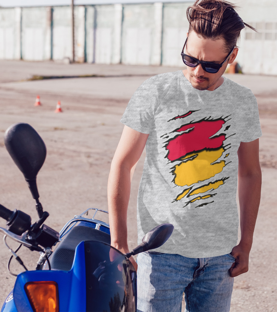 Pac Bra Claw Marks Design Red Yellow Scratch Marks T-Shirt