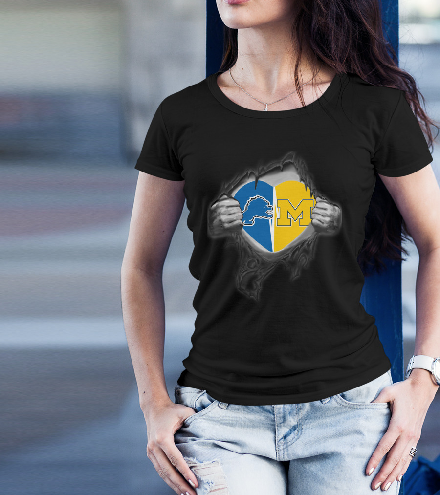 Detroit Lions Michigan Wolverine Heart Fusion T-Shirt
