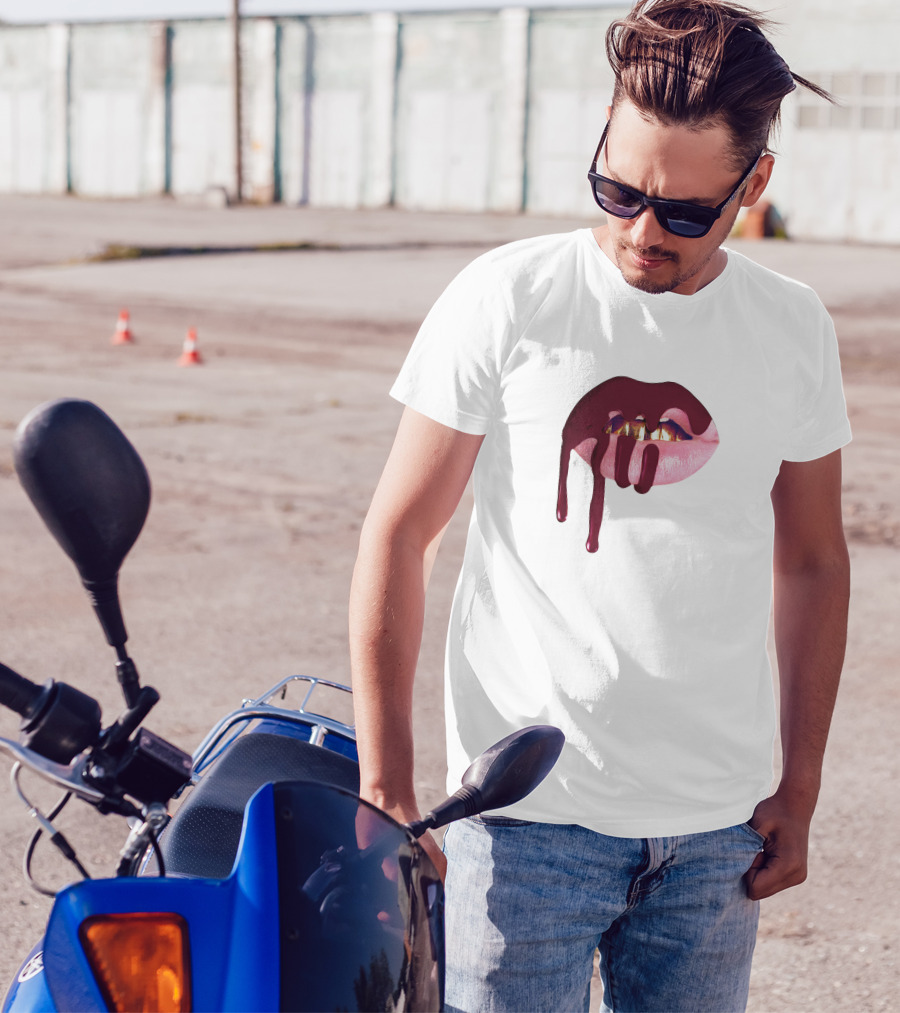 Kylie Jenner Halloween Lips Cosmetics Dripping T-Shirt