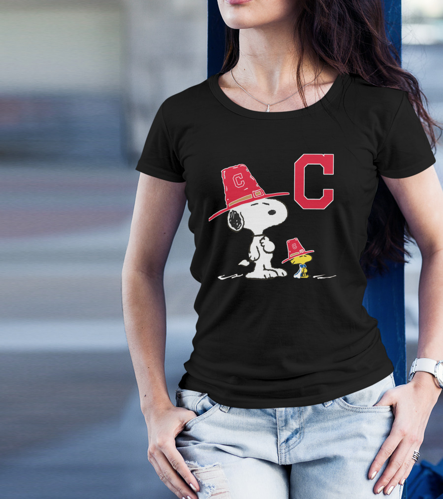 Cleveland Indians Snoopy C Logo Peanuts Hat T-Shirt