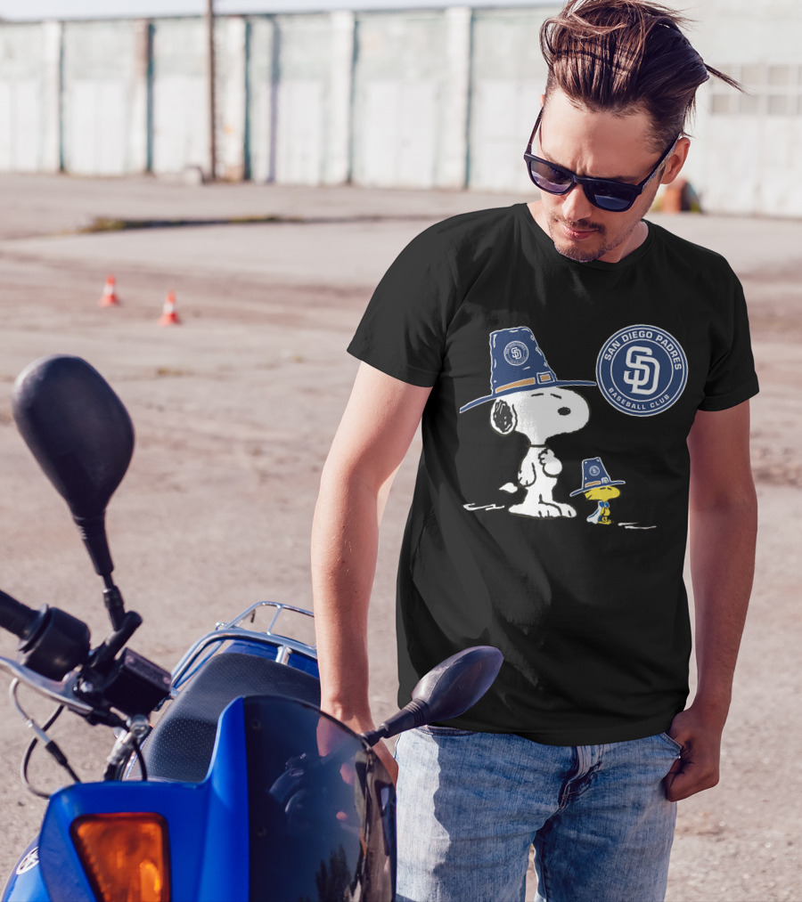 San Diego Padres Snoopy Woodstock Baseball Club Pilgrim Hat T-Shirt