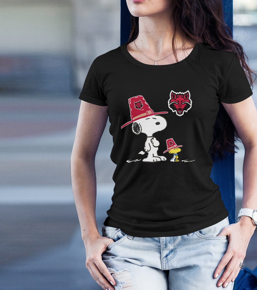 Snoopy Arkansas State Red Wolves Woodstock Iconic Hat T-Shirt