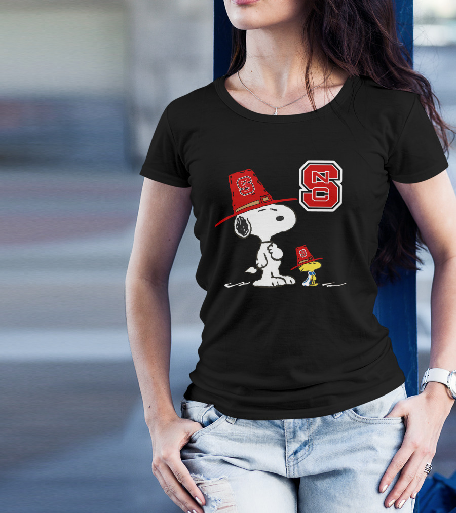 North Carolina State Wolfpack Snoopy Woodstock NC State T-Shirt