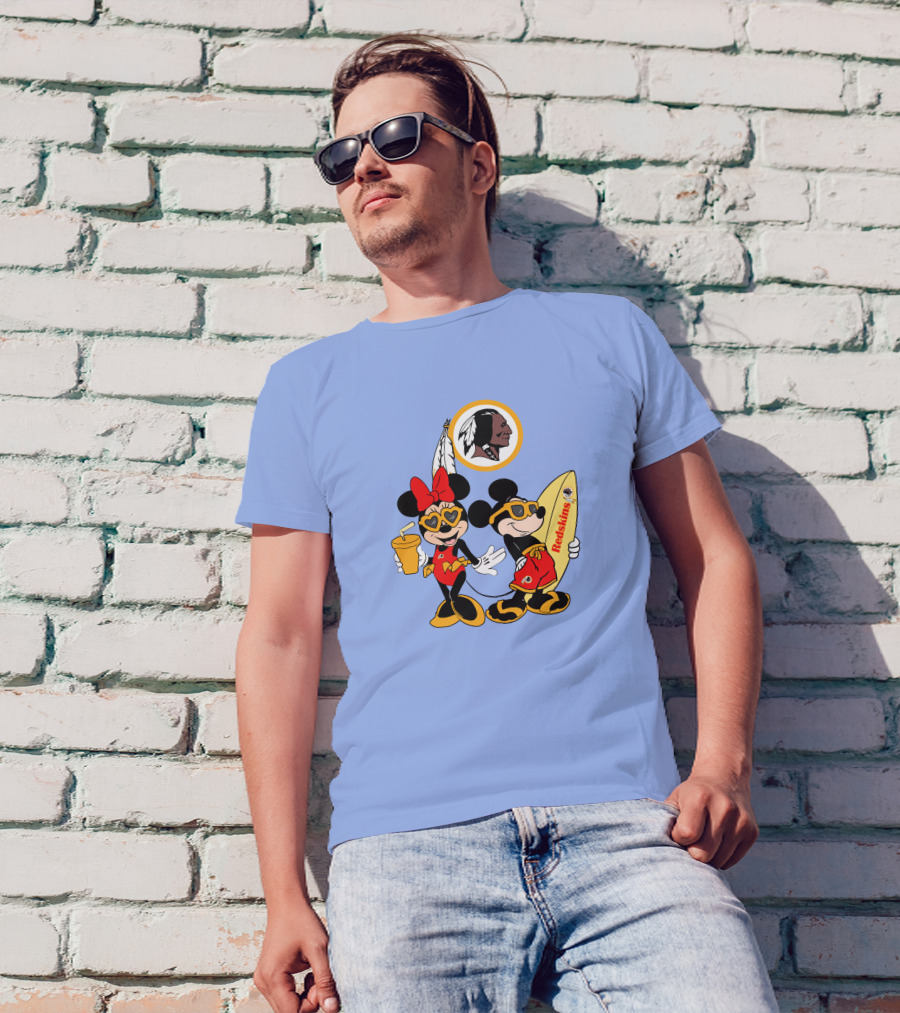 Redskins Mickey And Minnie Vacation Fun With Surfboard And Drink T-Shirt