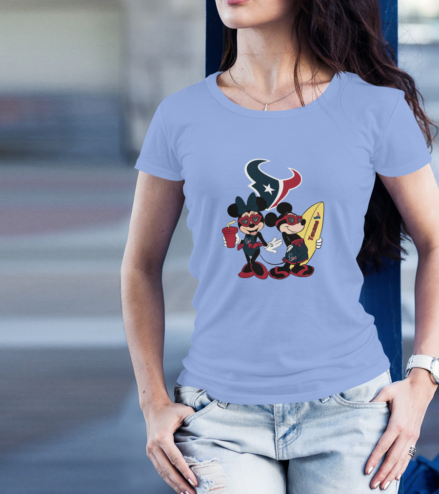 Texans Mickey And Minnie Happy Vacation Surfboard And Drink T-Shirt