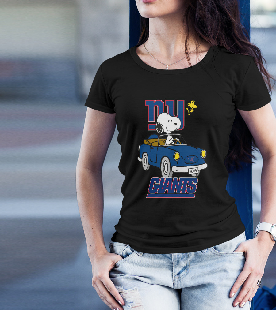 NY Giants Snoopy And Woodstock In Blue Car Ride T-Shirt