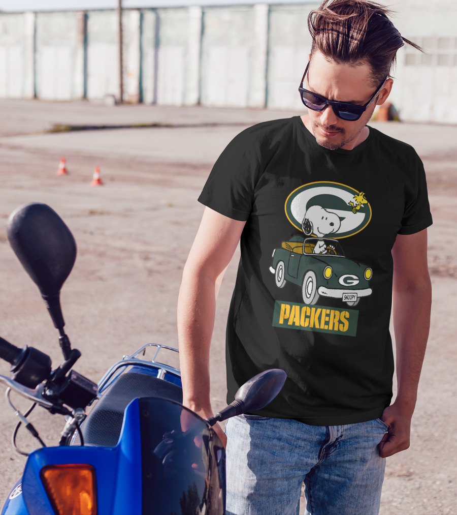 Packers Snoopy Driving Car With Woodstock And Packers T-Shirt