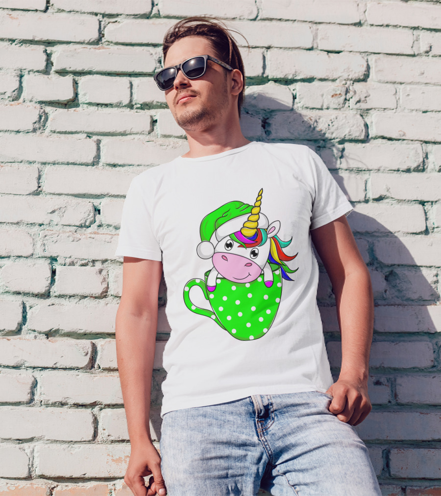 Funny Christmas Unicorn In Santa Hat With Green Polka Dot Cup T-Shirt