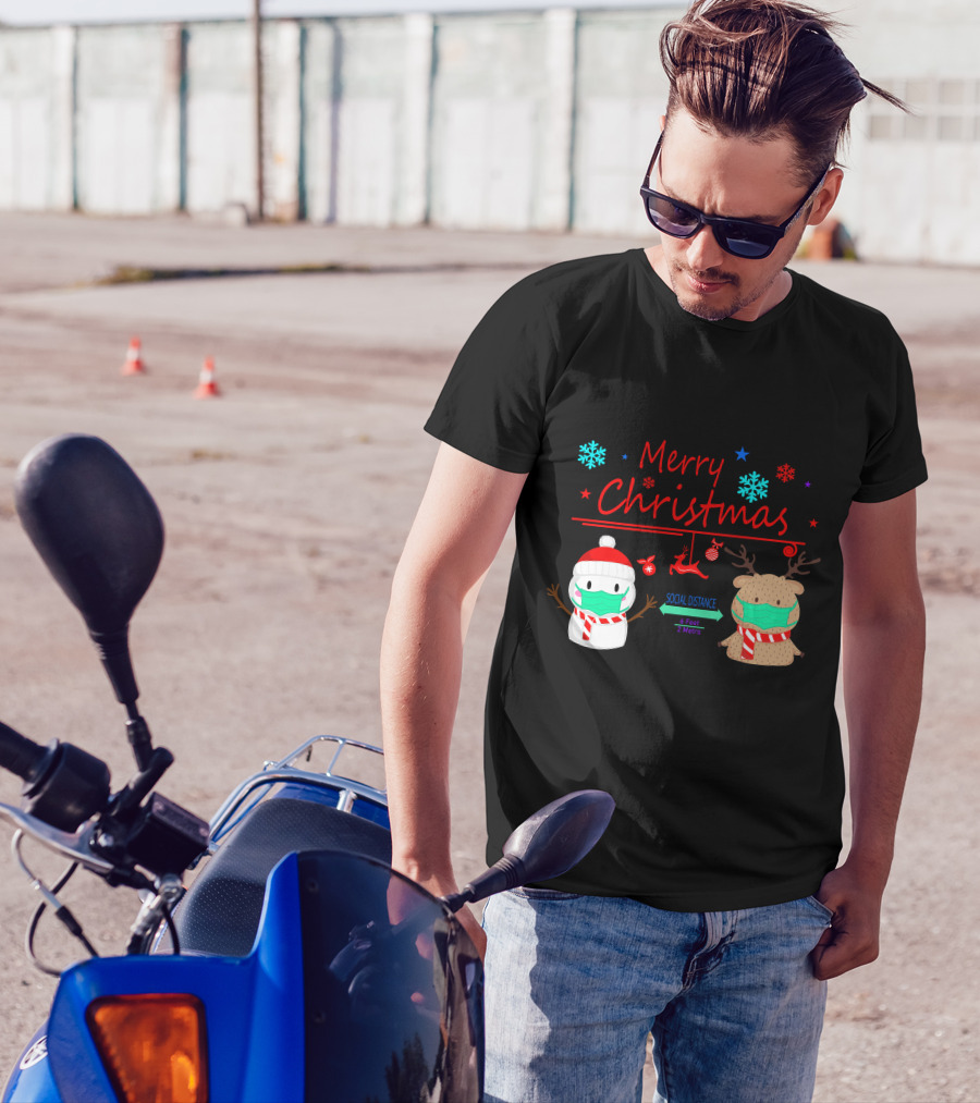 Merry Christmas Social Distance Snowman And Reindeer With Masks T-Shirt
