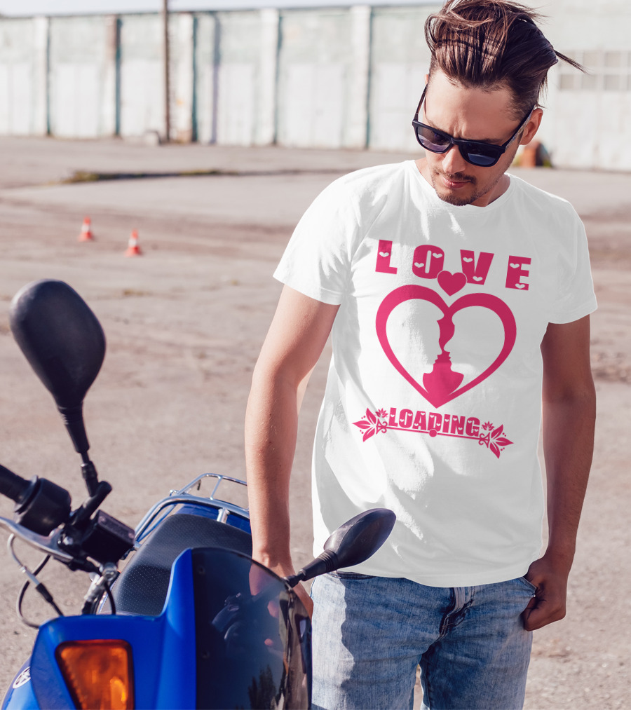LOVE Heart Silhouette Couple LOADING T-Shirt