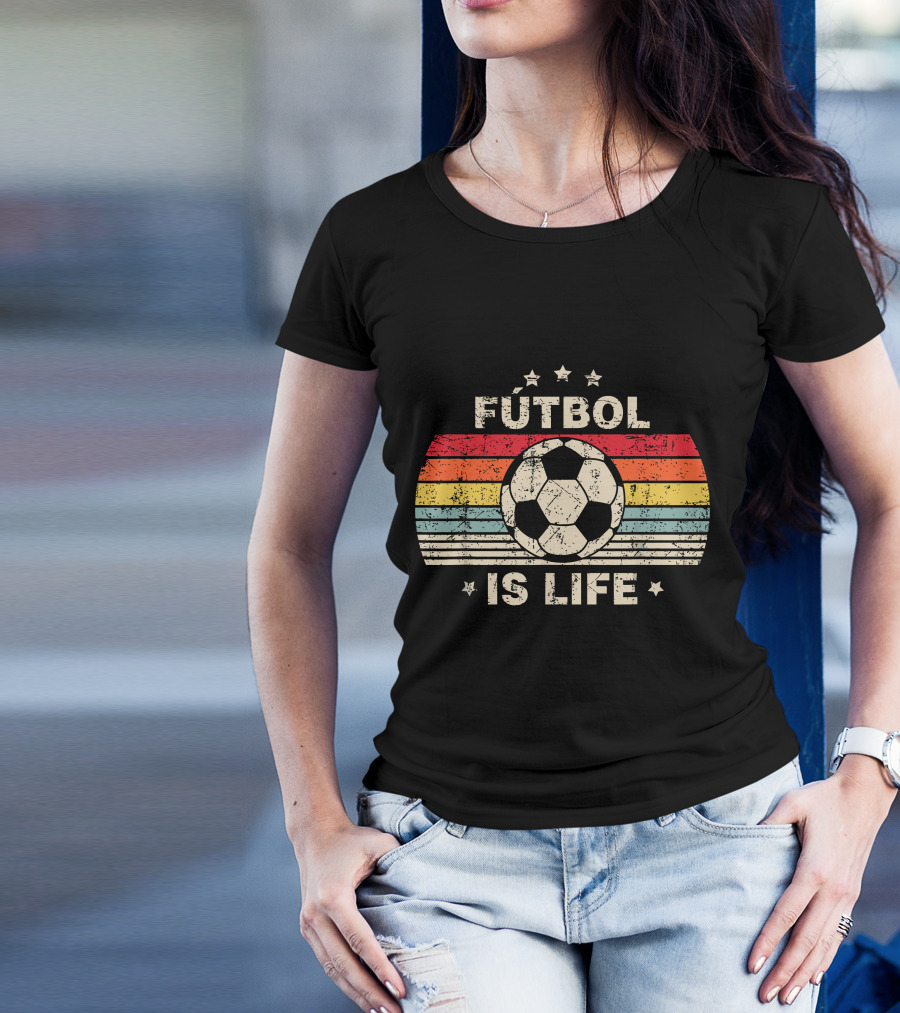 Fútbol Is Life Retro Soccer Ball Stripe Stars T-Shirt