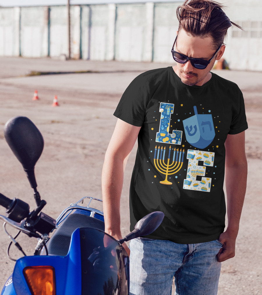 LOVE Hanukkah Dreidel Menorah Chanukah T-Shirt
