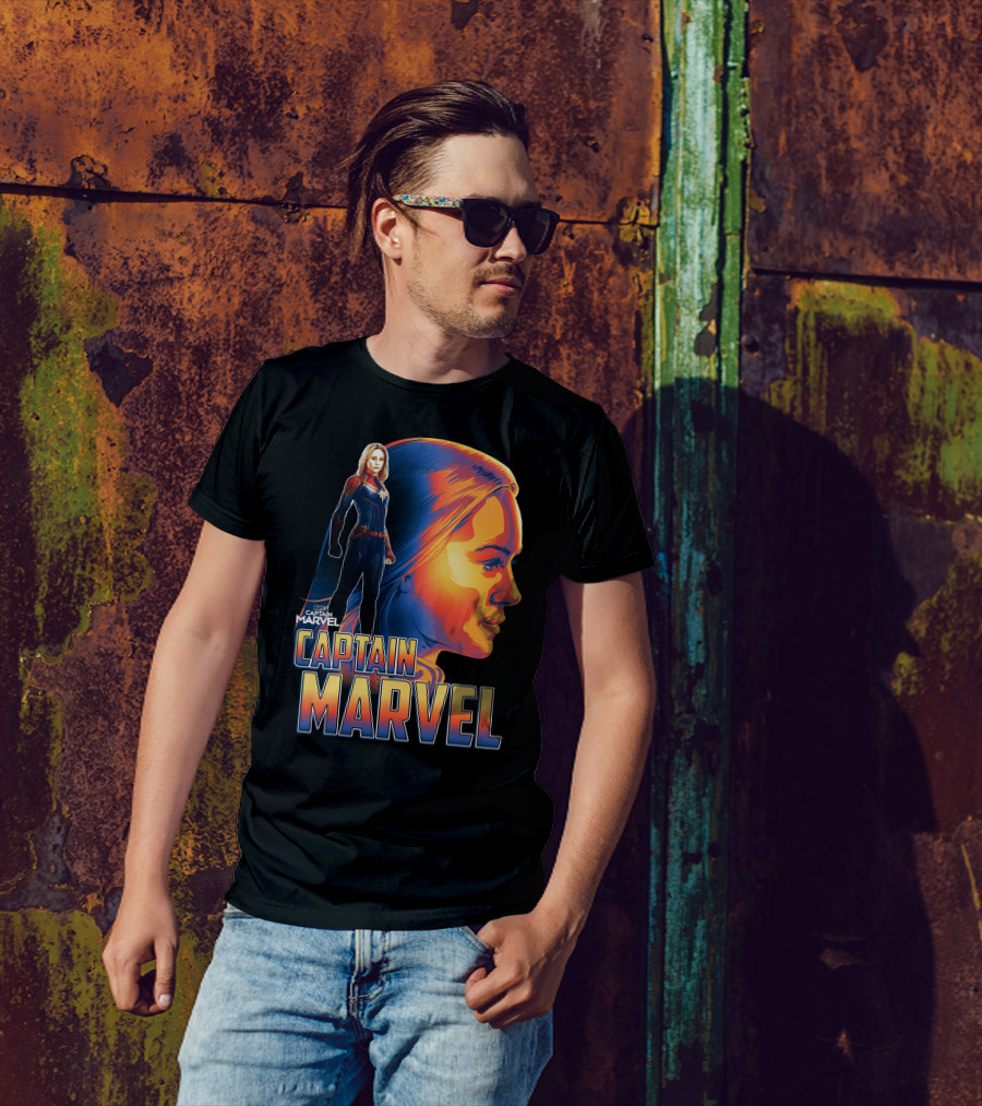 Captain Marvel Heroic Sunset Profile T-Shirt