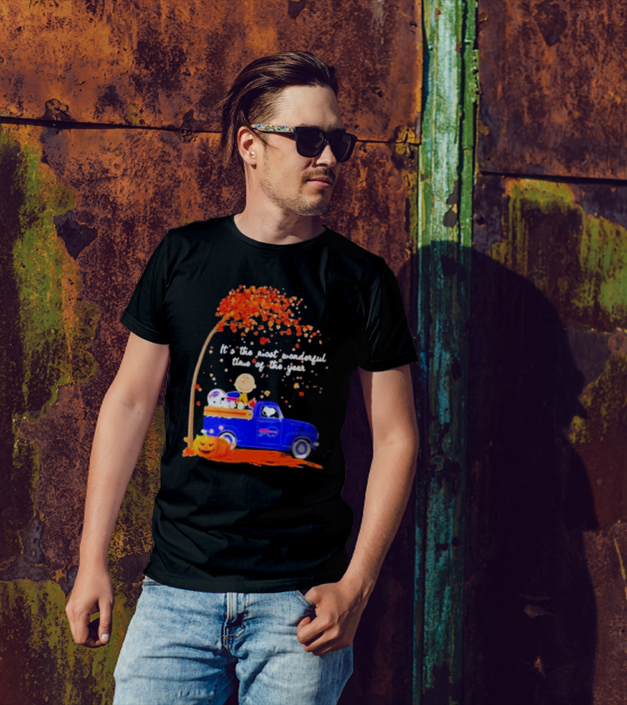 Snoopy And Charlie Brown Buffalo Bills It's The Most Wonderful Time Of The Year Autumn Truck Scene T-Shirt