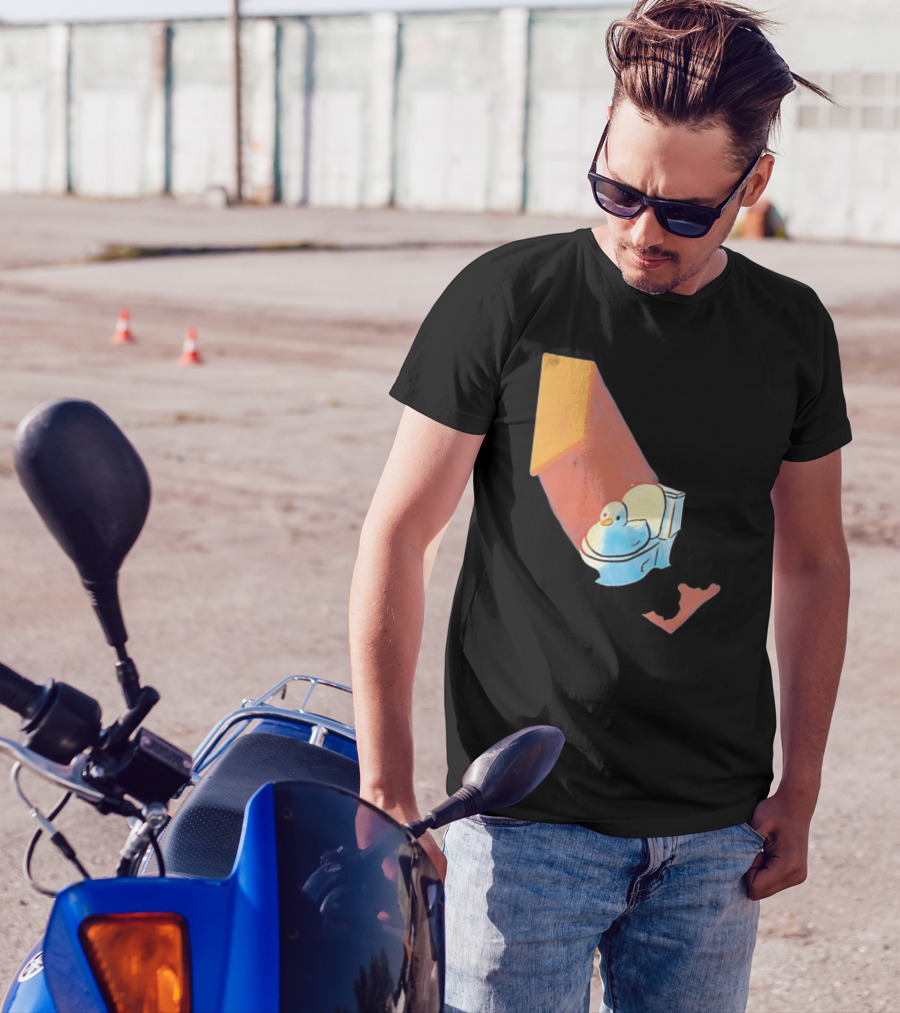 Groovy Space Duck Relaxing In Cosmic Beam On Toilet T-Shirt