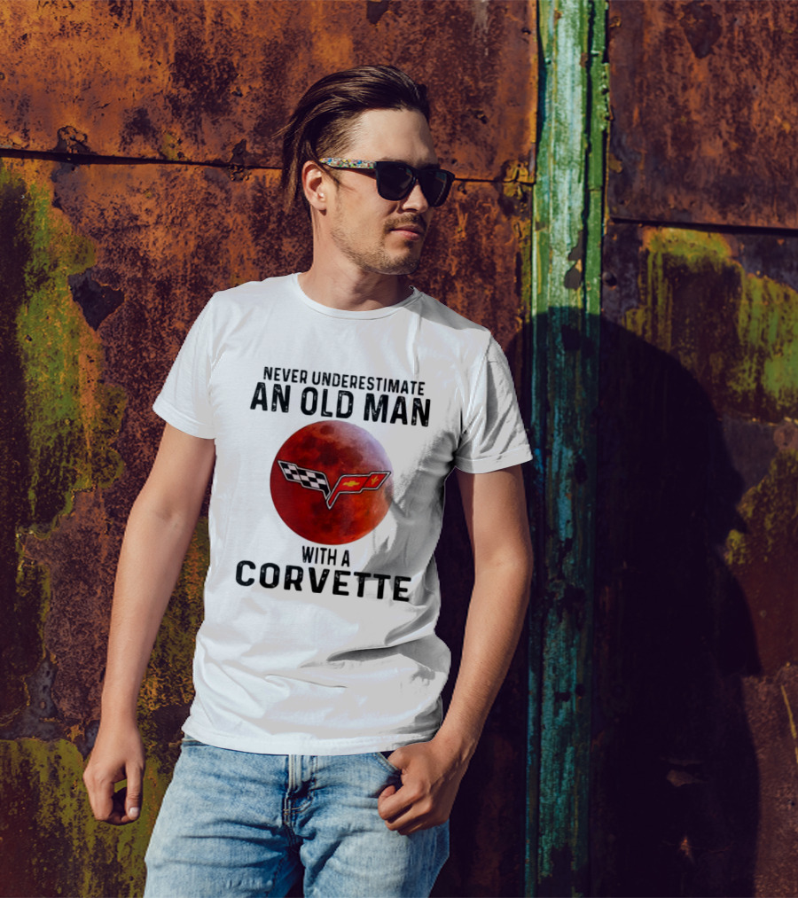Never Underestimate An Old Man With A Corvette Blood Moon T-Shirt