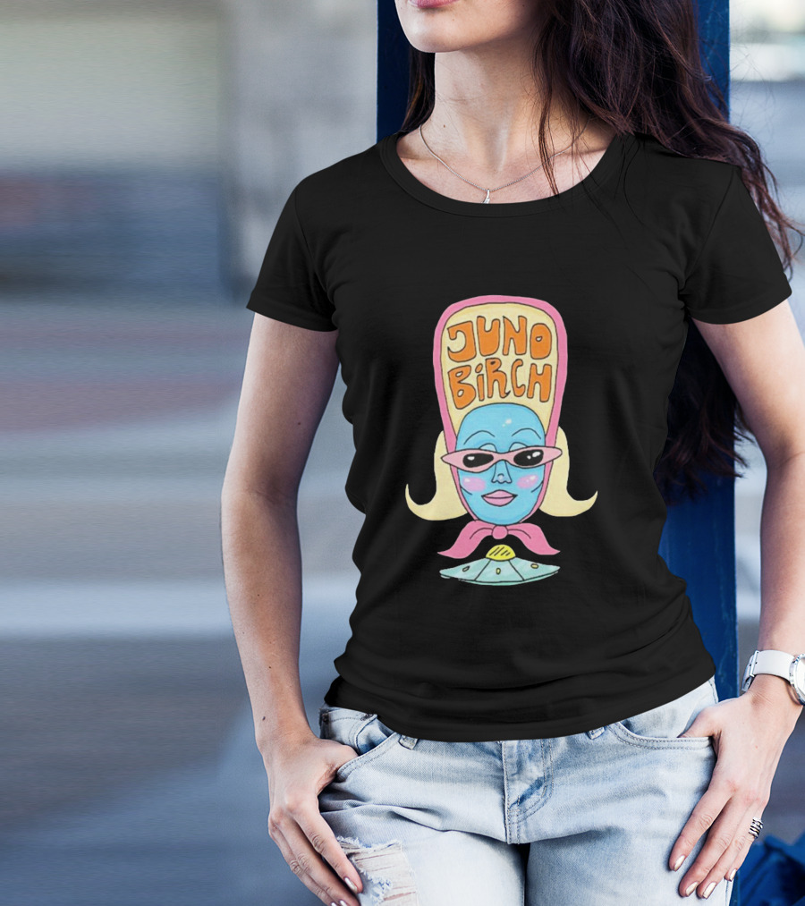 Juno Birch Retro Alien Cartoon T-Shirt