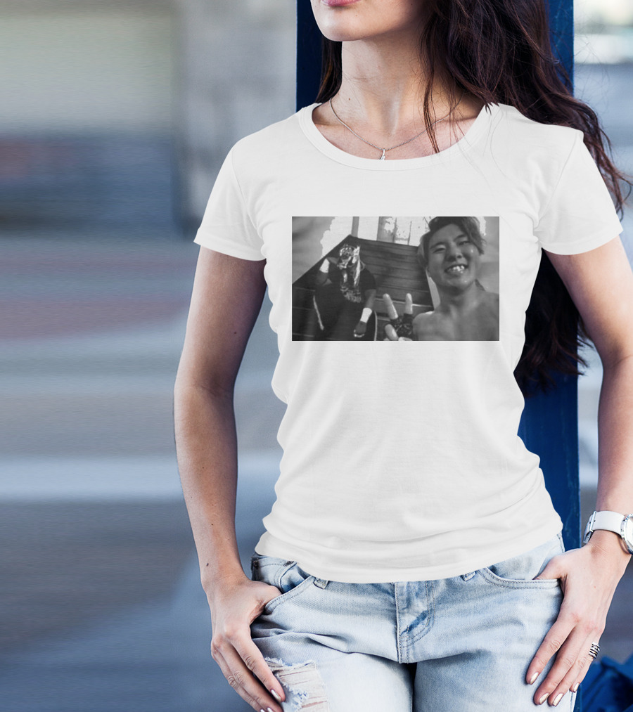 Master Wato El Desperado Peace Sign Selfie Stairs T-Shirt