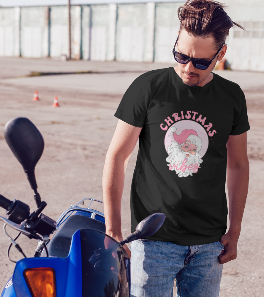 Christmas Vibes Santa Claus Pink Background T-Shirt