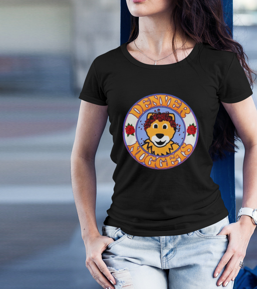 Denver Nuggets Bear Head Surrounded By Red Roses T-Shirt