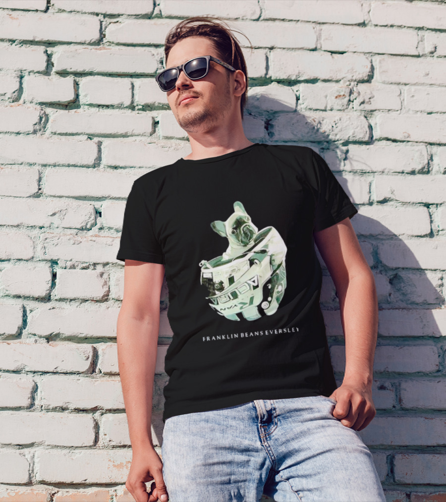 Franklin Beans Eversley Bulldog In Racing Helmet T-Shirt