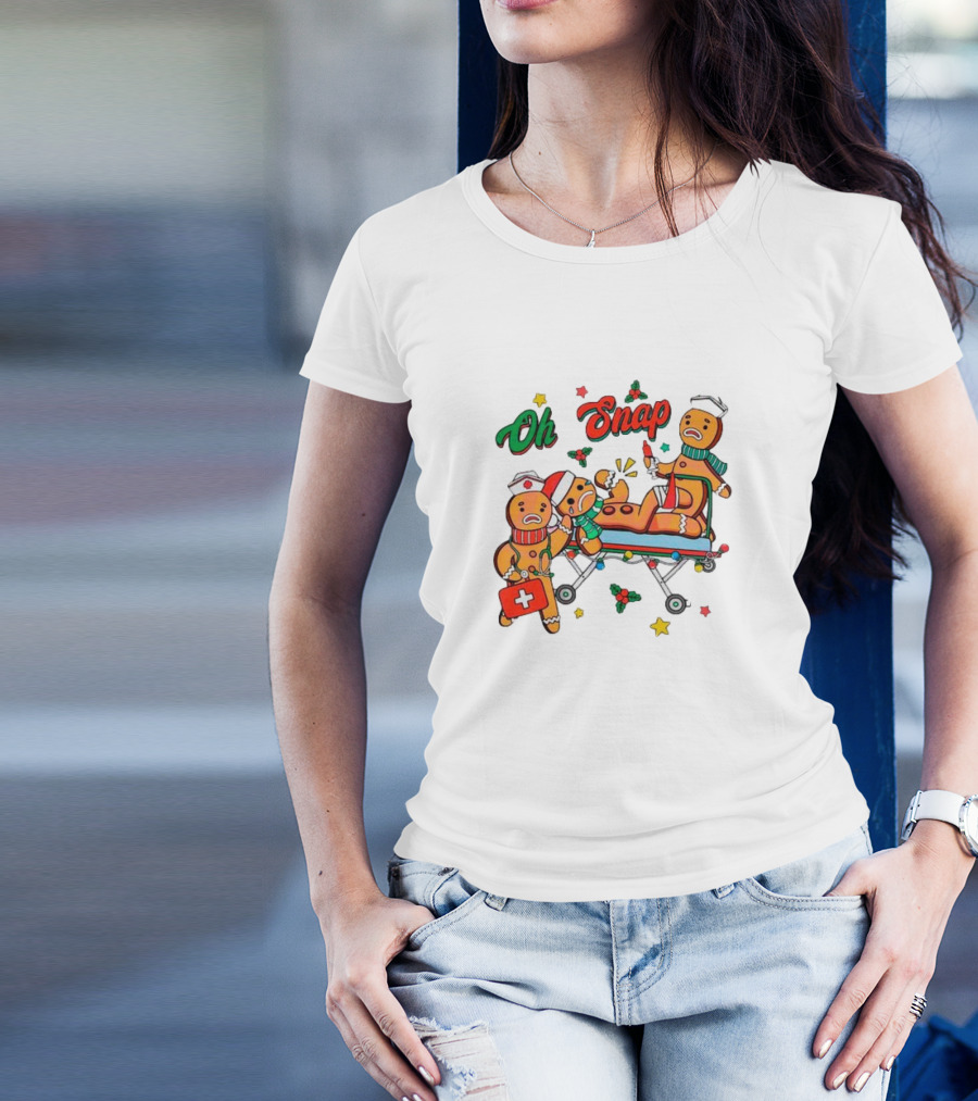 Oh Snap Gingerbread Nurse Ambulance Christmas T-Shirt