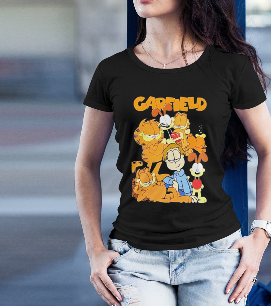 Garfield And Friends Group Character T-Shirt