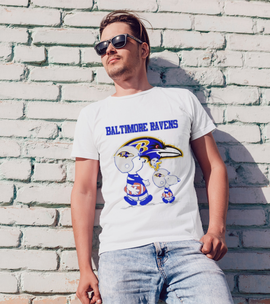 Baltimore Ravens Peanuts Snoopy And Woodstock Football Ravens T-Shirt
