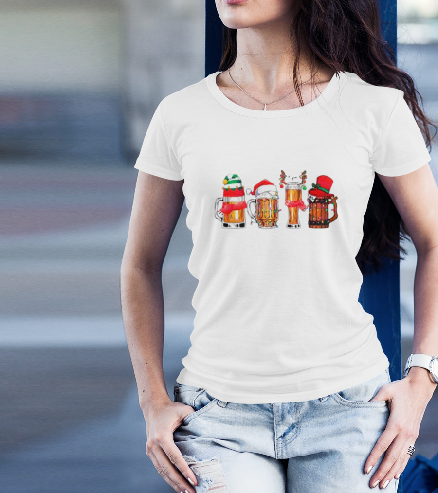 Christmas Beer Mugs Santa Hat And Holiday Decorations T-Shirt