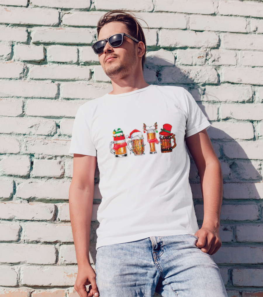 Christmas Beer Mugs Santa Hat And Holiday Decorations T-Shirt