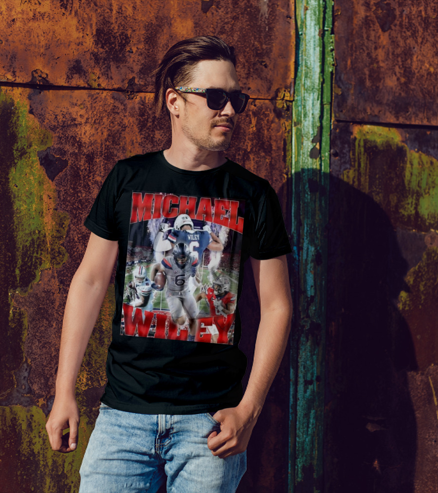 Michael Wiley Arizona Wildcats Football Dynamic On-Field Action T-Shirt