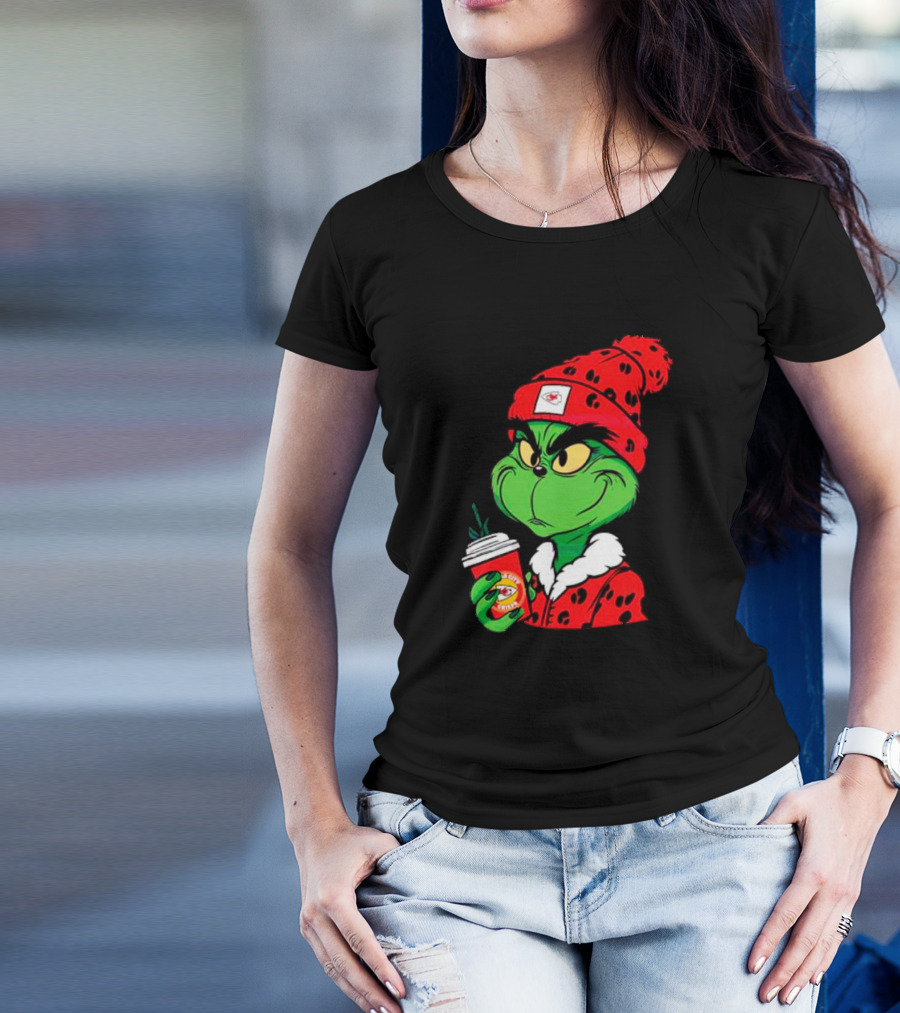 Grinch Leopard Kansas City Chiefs Coffee Beanie T-Shirt